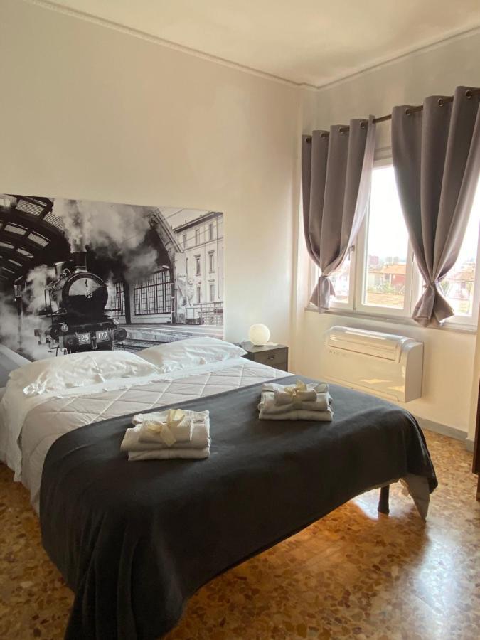 B&B Del Viaggiatore Sarzana Luaran gambar