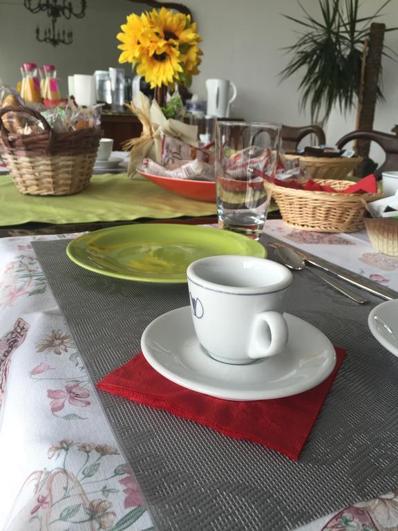 B&B Del Viaggiatore Sarzana Luaran gambar