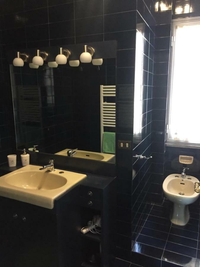 B&B Del Viaggiatore Sarzana Luaran gambar