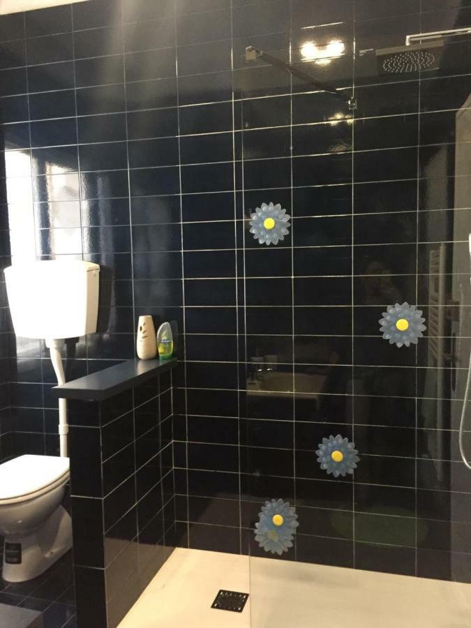B&B Del Viaggiatore Sarzana Luaran gambar